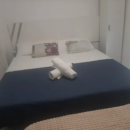 Ave Homestay Valencia